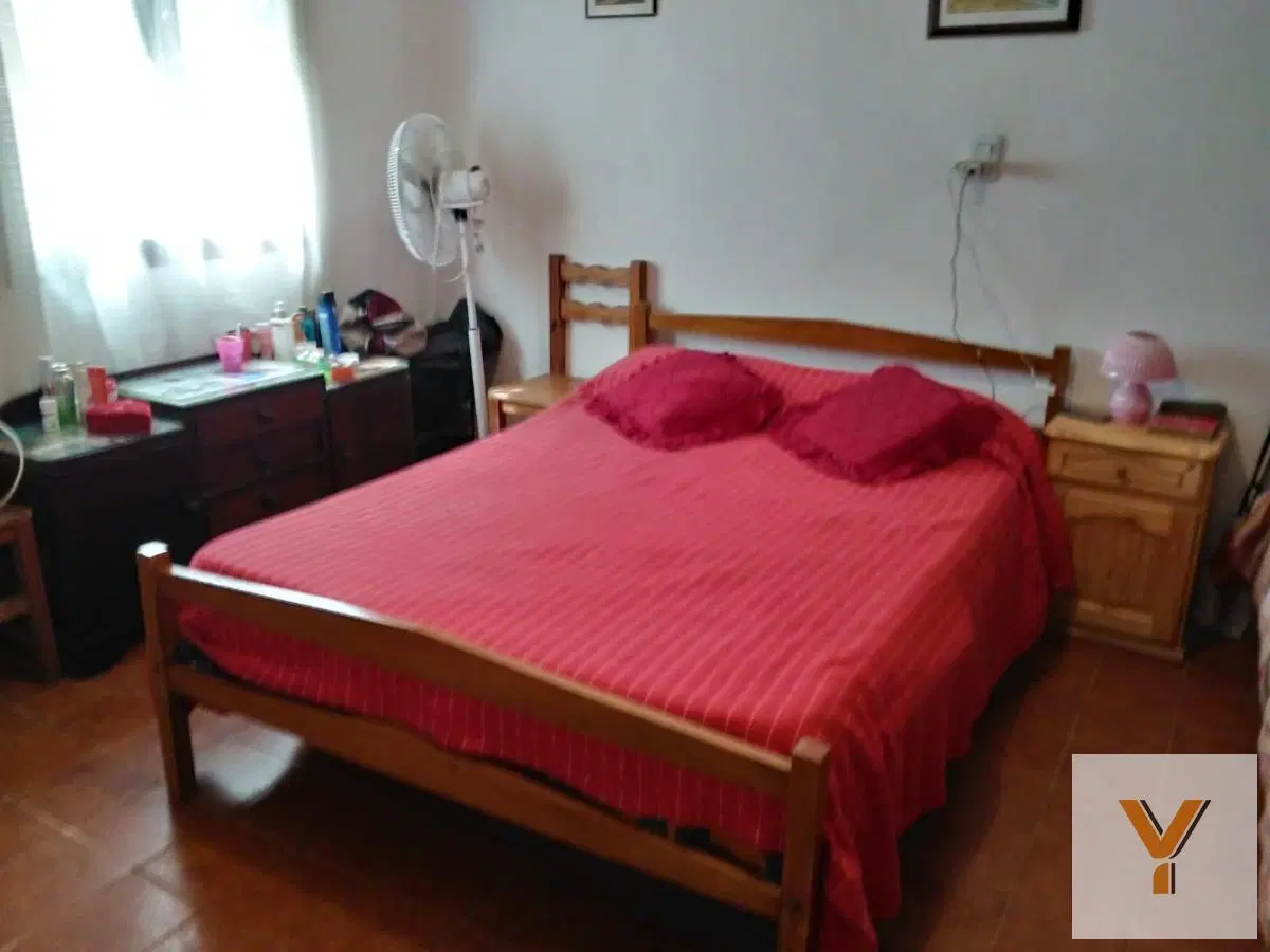 Casa en venta - 1 dormitorio 1 baño - 70mts2  - Mar Del Tuyu 3