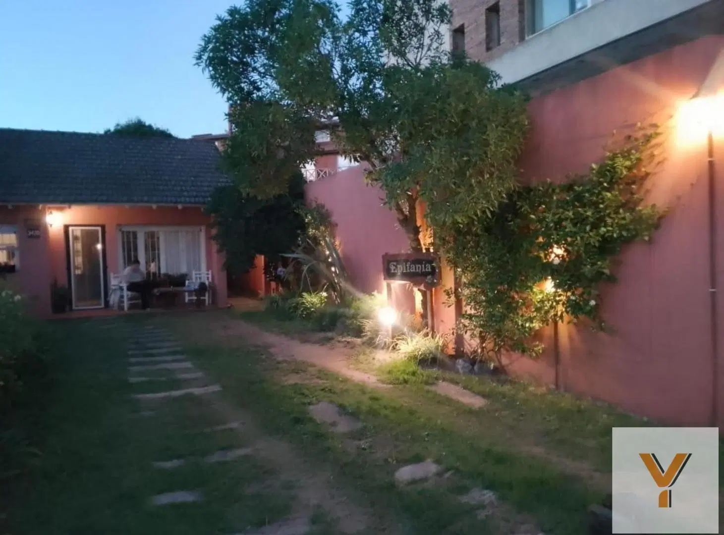 Casa en Venta - 4 Dormitorios 2 Baños - 267.26mts - Villa Gesell 2