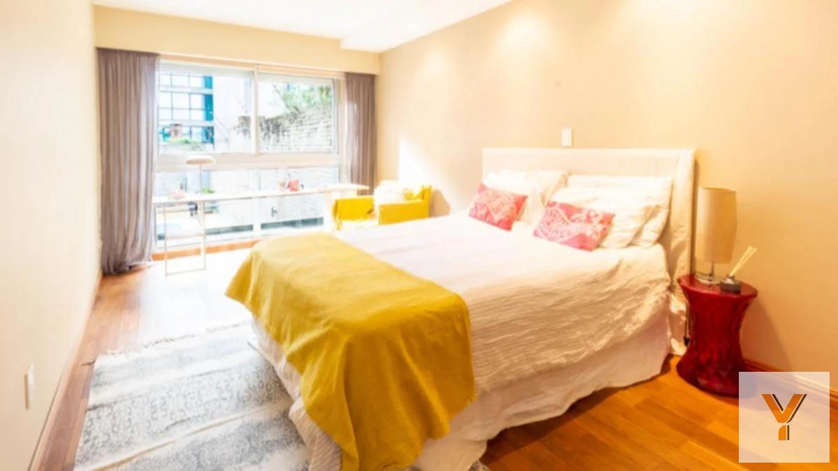 Foto de Departamento en venta - 3 Dormitorios 5 Baños - Cochera - 230Mts2, imagen 2