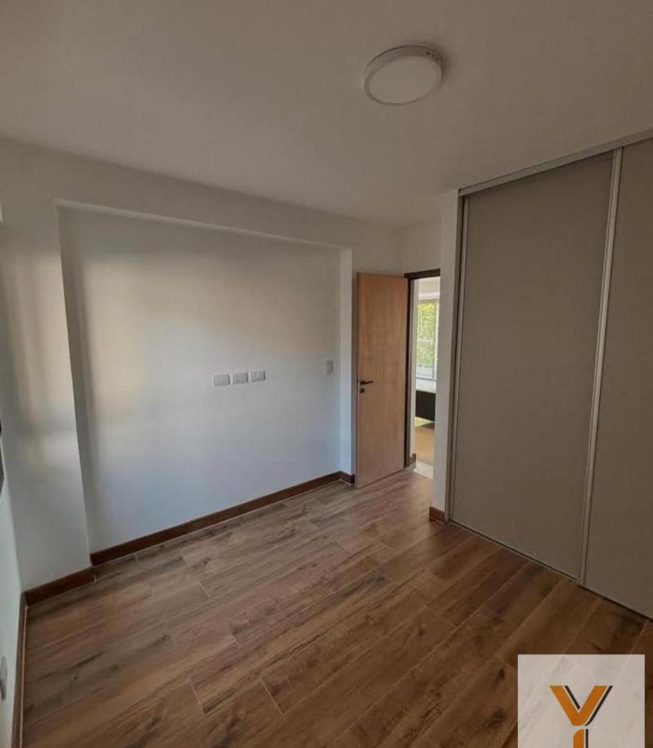 Foto de Departamento en venta - 2 Dormitorios 1 Baño - 85Mts2 - Concordia, imagen 5