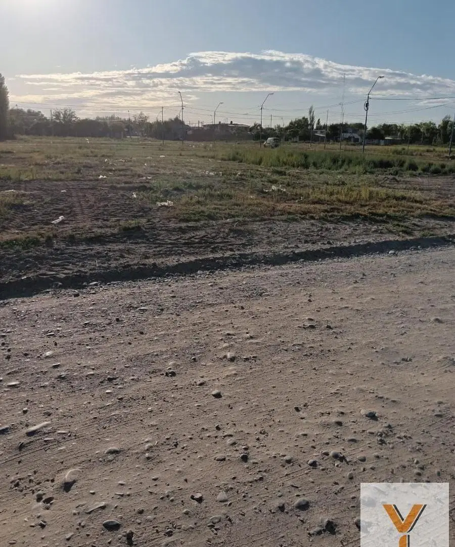 Terreno en venta - 306.94Mts2 - General Roca, Río Negro 2