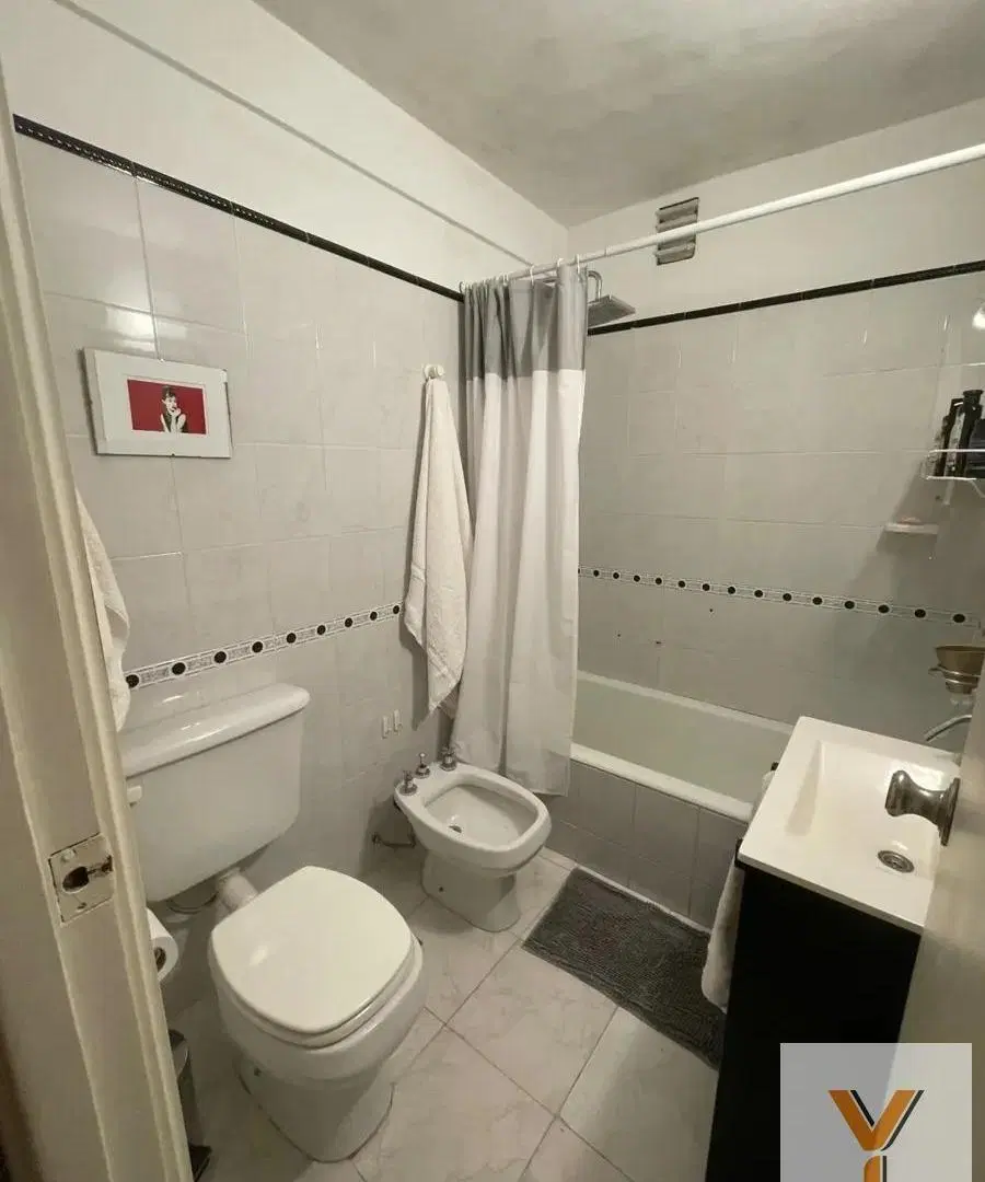 Departamento en Venta - 2 Dormitorios 1 Baño - 57mts - Recoleta 3