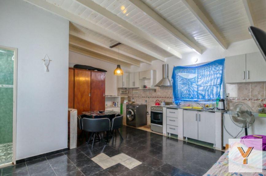 Foto de Casa en venta - 7 dormitorios 5 baños y 2 cocheras - 300mts2 totales, imagen 4