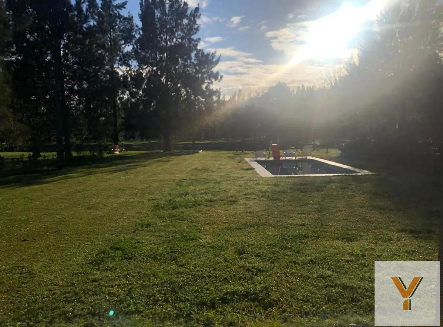 Casa en venta - 4 Dormitorios 3 Baños - Cochera - 1.320Mts2 - La Plata 8