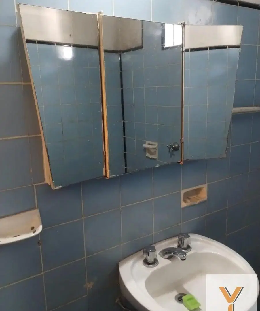 Casa en venta - 2 Dormitorios 1 Baño - 190Mts2 - Quilmes 5