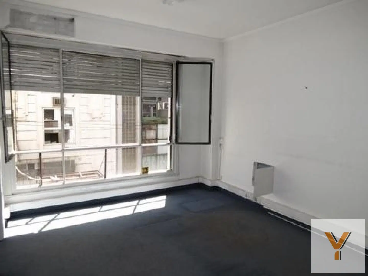 Oficina en venta - 2 privados 1 baño - 40mts2 - Microcentro 1