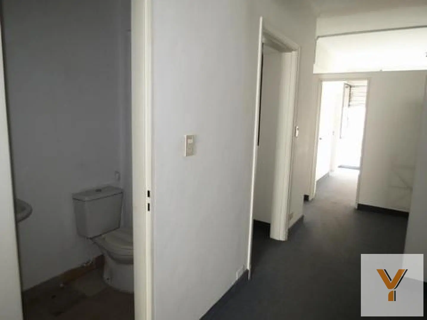 Oficina en venta - 2 privados 1 baño - 40mts2 - Microcentro 5
