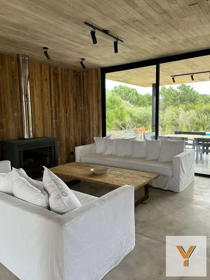Casa en venta - 4 Dormitorios 3 Baños - 1.400Mts2 - Pinamar 2