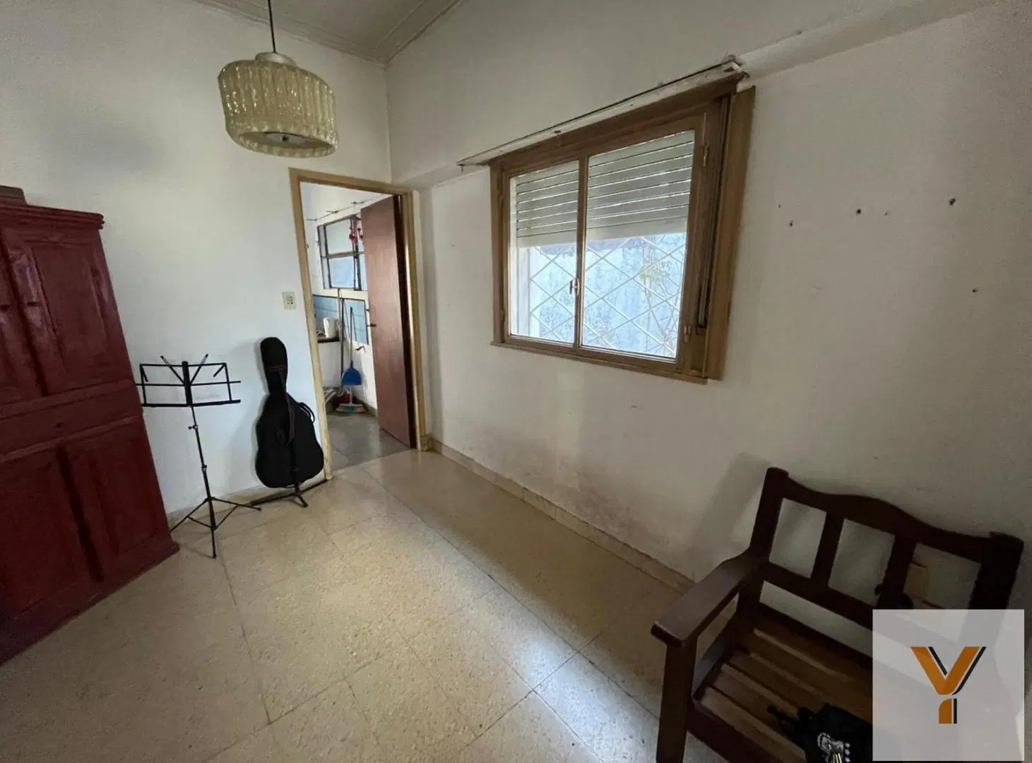 Casa en venta - 2 Dormitorios 1 Baño - 120Mts2 - La Plata 3