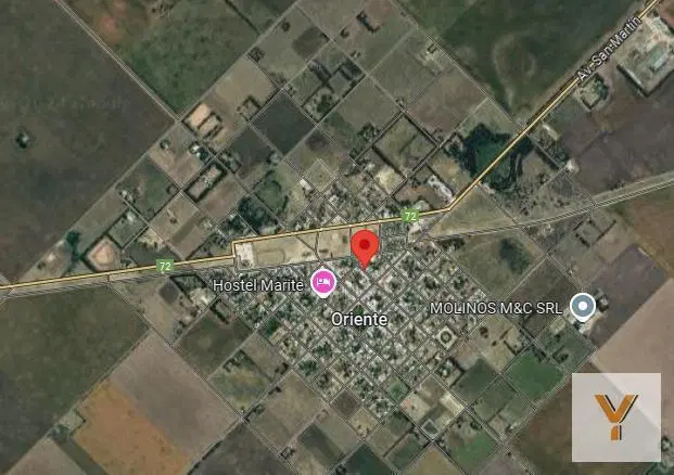 Casa en venta - 3 Dormitorios 1 Baño - Cochera - 1200Mts2 - Coronel Dorrego 2