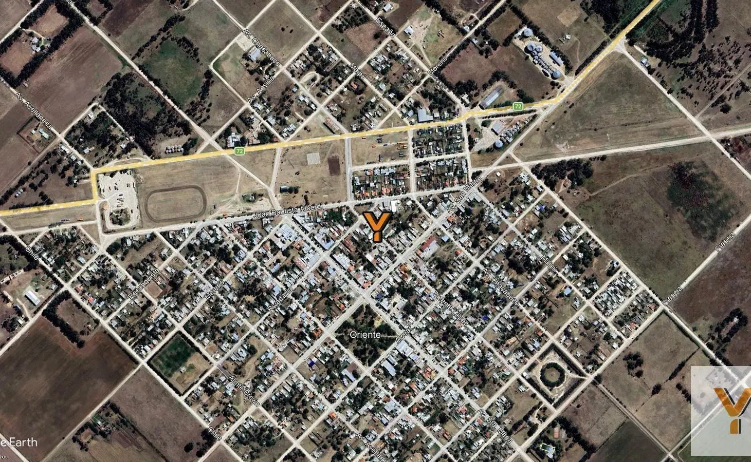 Casa en venta - 3 Dormitorios 1 Baño - Cochera - 1200Mts2 - Coronel Dorrego 8