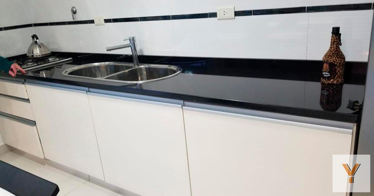 Foto de Casa en venta - 3 dormitorios 3 baños - 350mts2 totales - Posadas de, imagen 5
