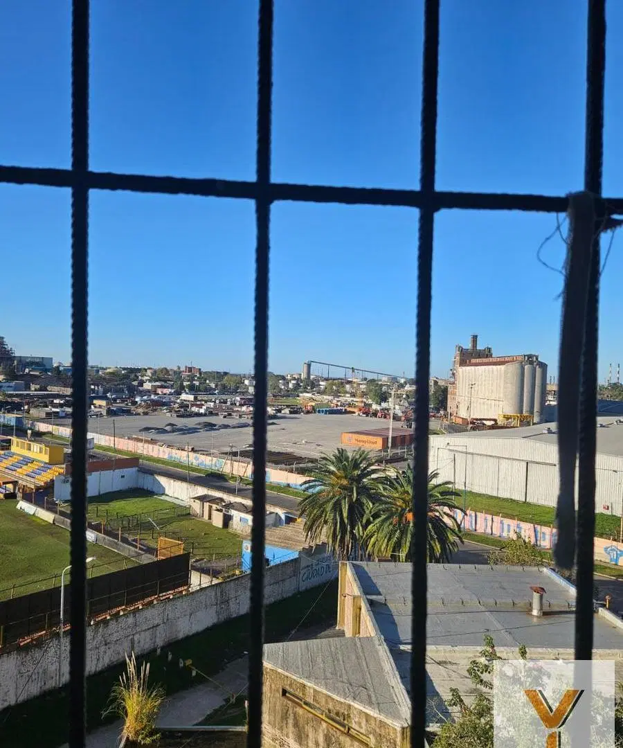 Departamento en venta - 2 Dormitorios 1 Baño - Dock Sud 2