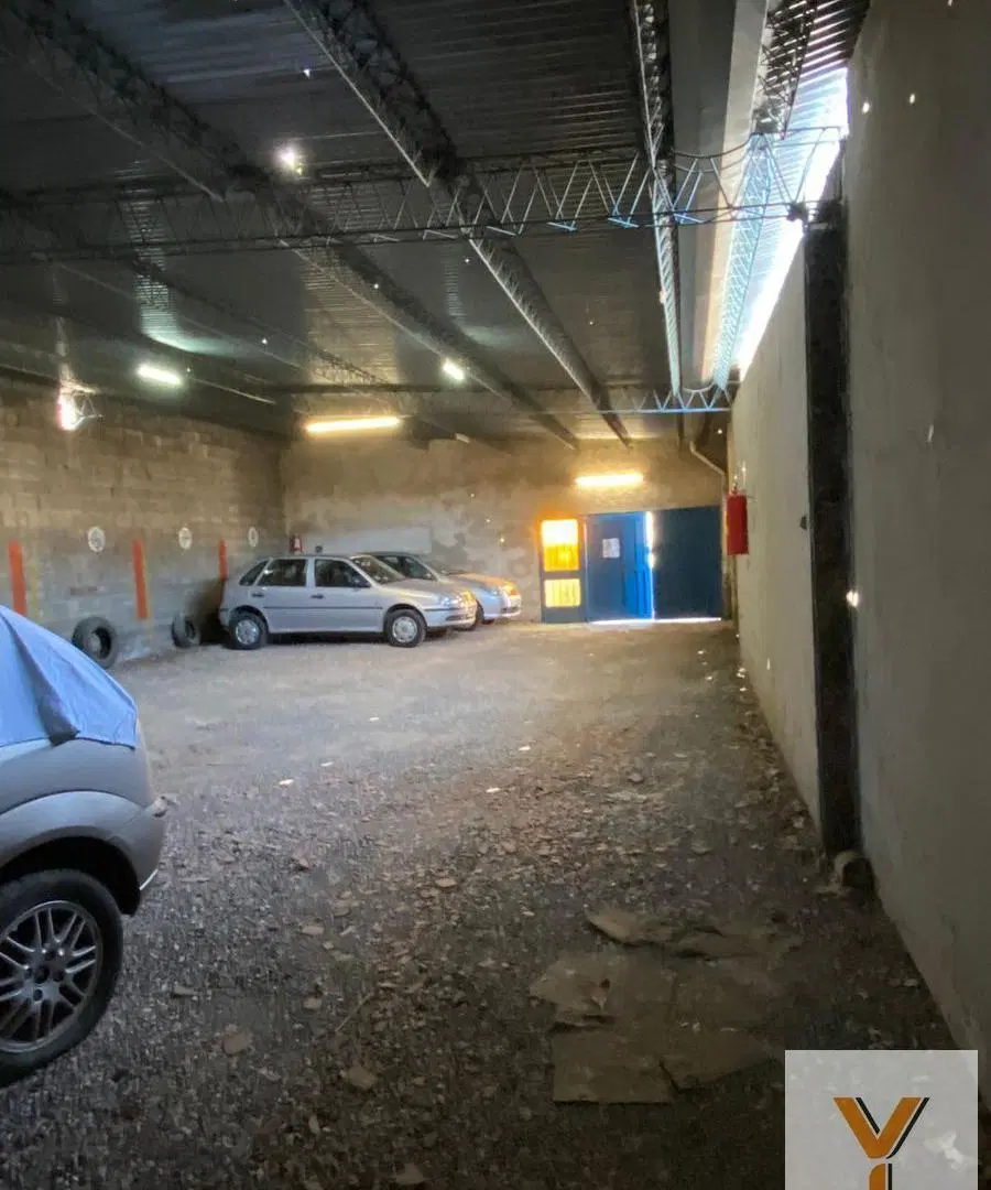 Cochera en venta - 152Mts2 - Ludueña, Rosario 2