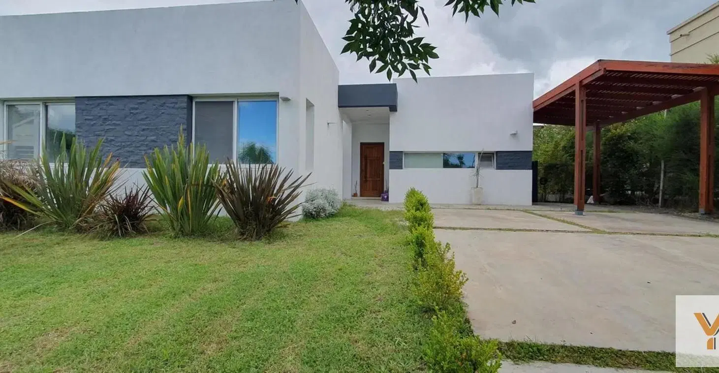 Casa en venta - 4 Dormitorios 3 Baños - Escobar 5