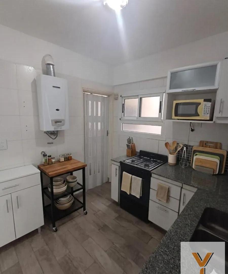 Foto de Departamento en Venta - 2 Dormitorios 1 Baño - 59mts - Flores, imagen 2