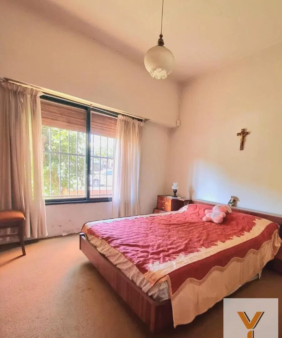 Casa en venta - 2 Dormitorios 1 Baño - Ramos Mejía 3