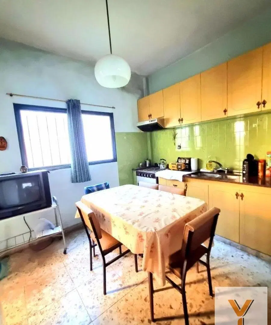 Casa en venta - 2 Dormitorios 1 Baño - Ramos Mejía 4