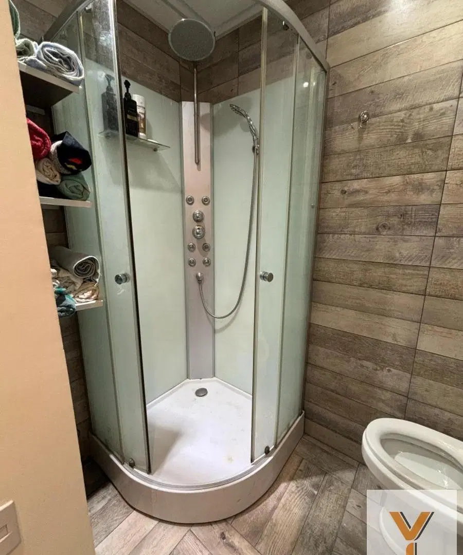 Casa en venta - 3 Dormitorios 2 Baños - 100Mts2 - Sarandí 8