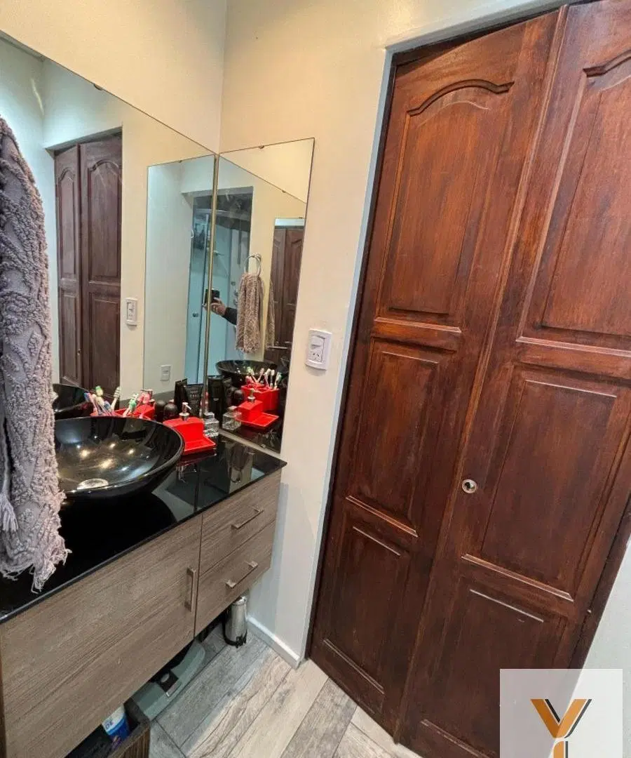 Casa en venta - 3 Dormitorios 2 Baños - 100Mts2 - Sarandí 3