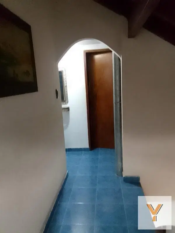 Casa en venta - 4 dormitorios 2 baños - patio y quincho - 315mts2 - Santa Teresita 8