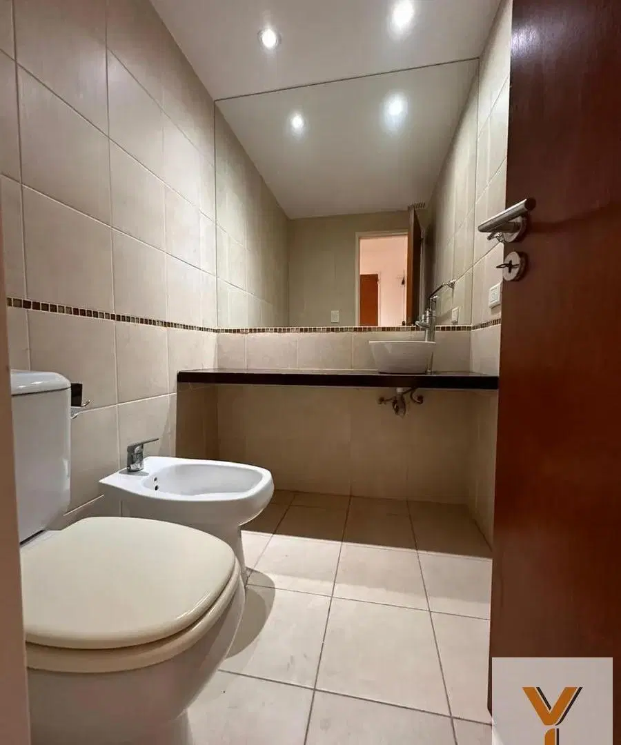Departamento en Venta - 2 Dormitorios 2 Baños - 75mts - La Plata 3