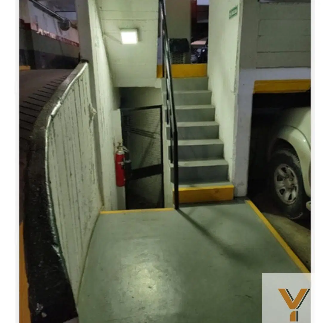 Cochera en venta - 18Mts2 - Balvanera 5