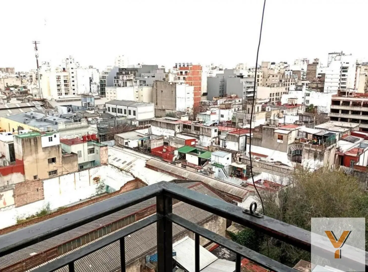Departamento en venta - 3 Dormitorios 2 Baños - Monserrat 3
