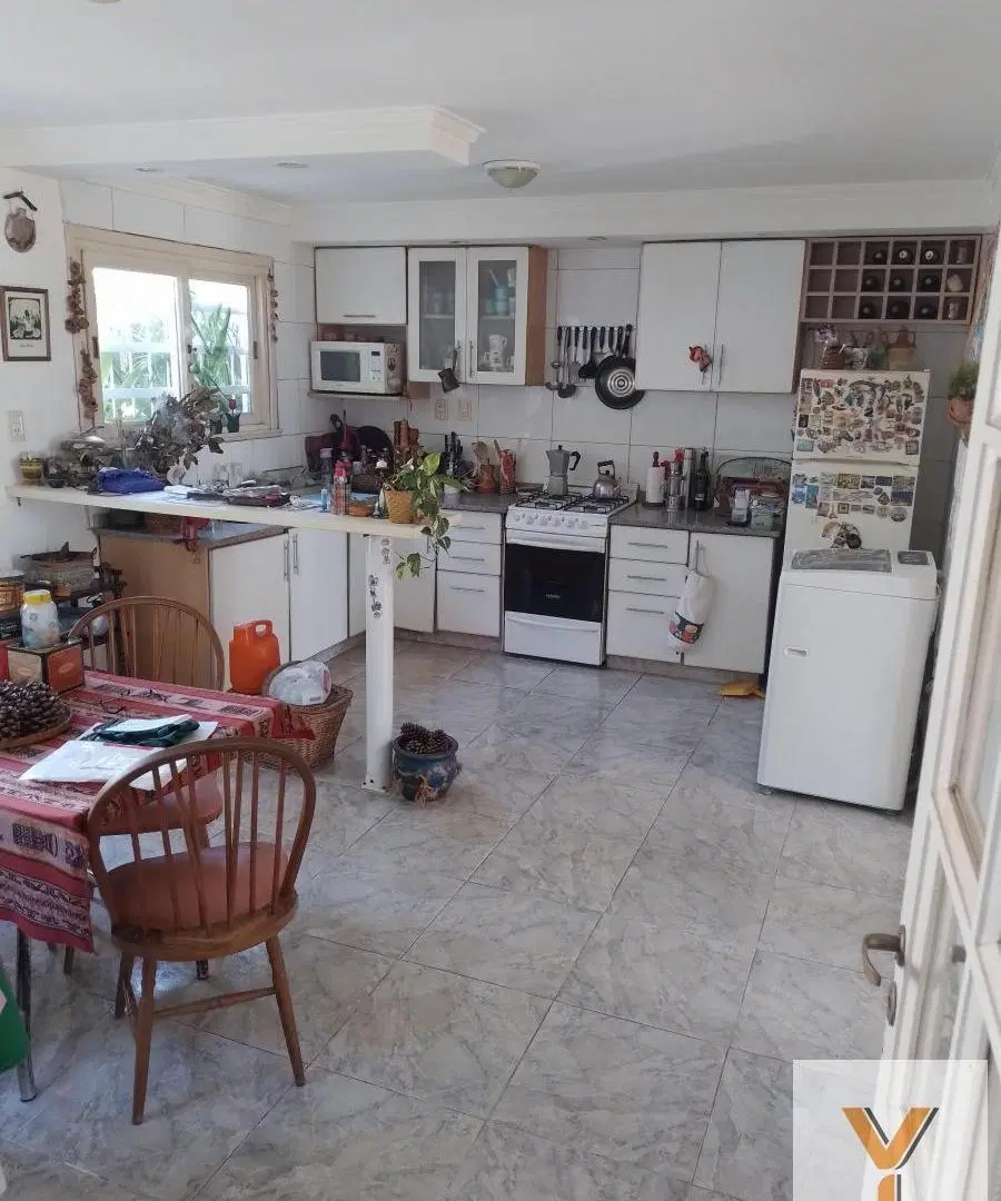 Casa en venta - 3 Dormitorios 2 Baños - Cochera - 240Mts2 - Mar del Plata 4