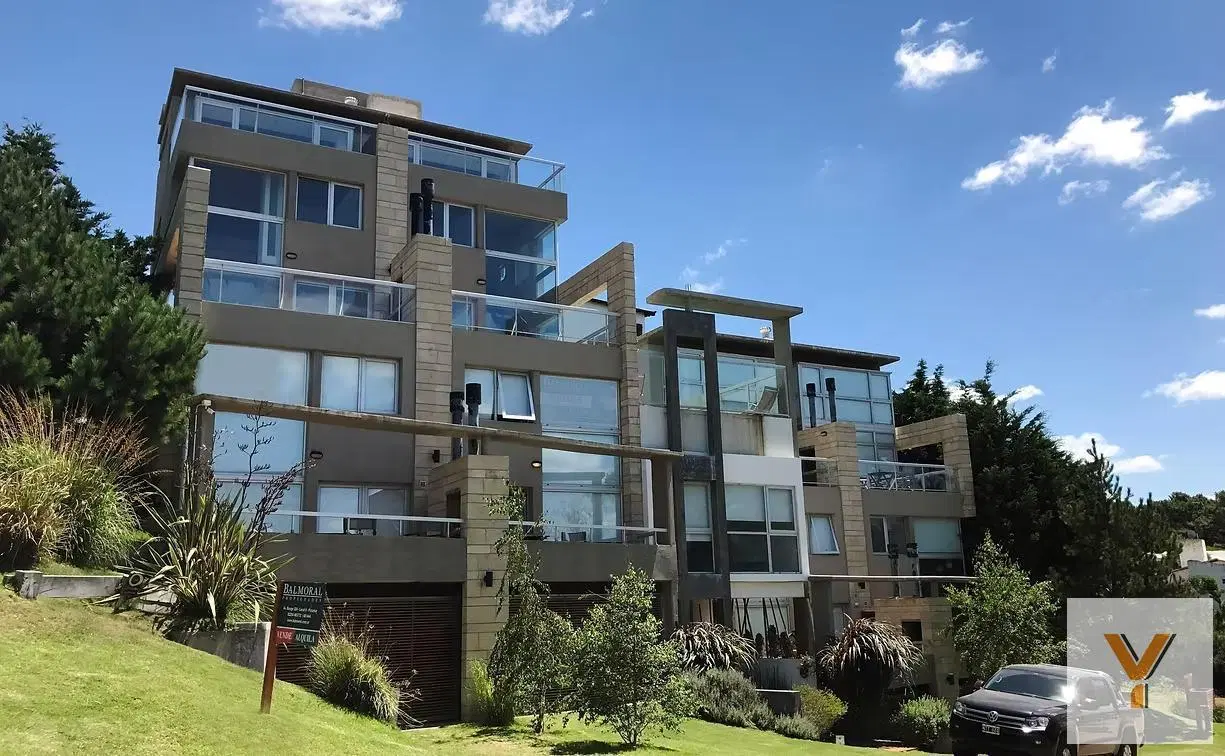 Departamento en venta - 2 Dormitorios 3 Baños - Pinamar 2