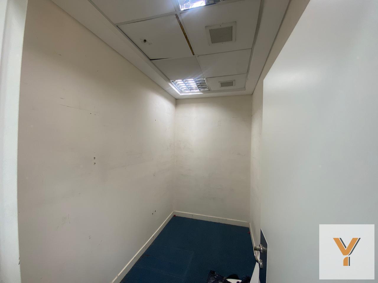 Foto de Local Comercial en alquiler - 3 Ambientes - La Plata, imagen 2