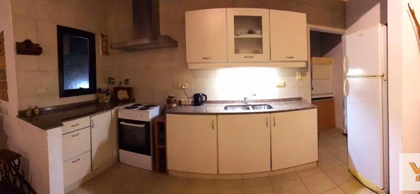 Casa en venta - 4 Dormitorios 3 Baños - Villa Gesell 2