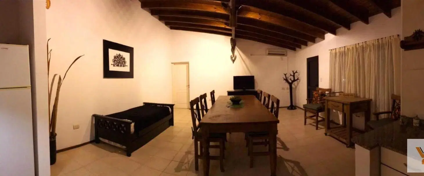 Casa en venta - 4 Dormitorios 3 Baños - Villa Gesell 5