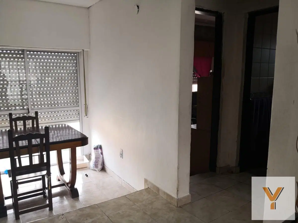 PH en venta - 2 dormitorios 1 baño - 160mts2 - Quilmes 5