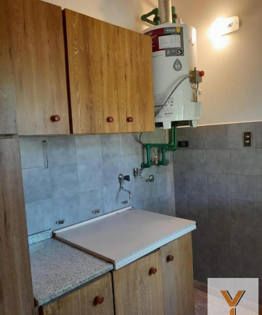 Foto de Casa en venta 3 Dormitorios 1 Baño - Cochera - 670Mts2 - San Antonio, imagen 4