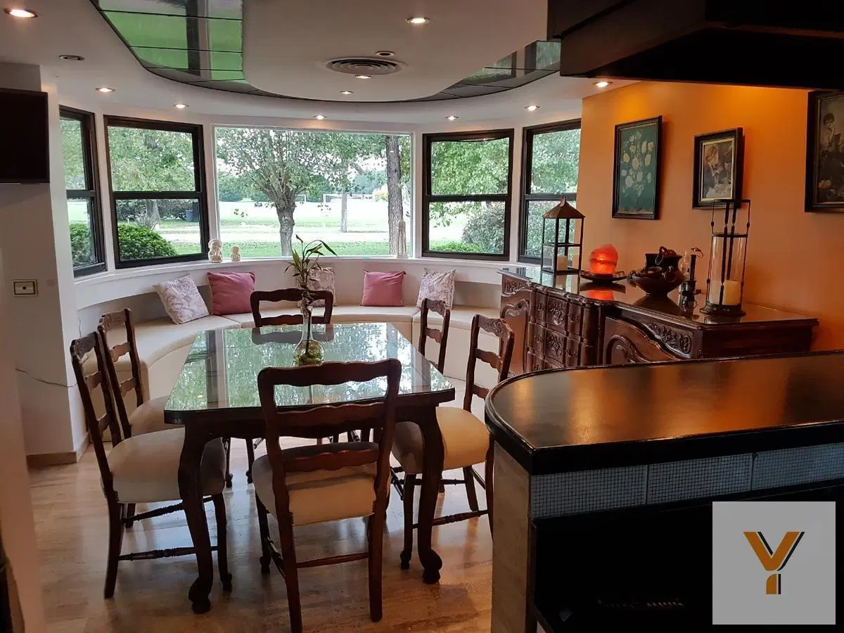 Casa en venta - 5 Dormitorios 5 Baños - Cochera - 420Mts2 - Canning 3