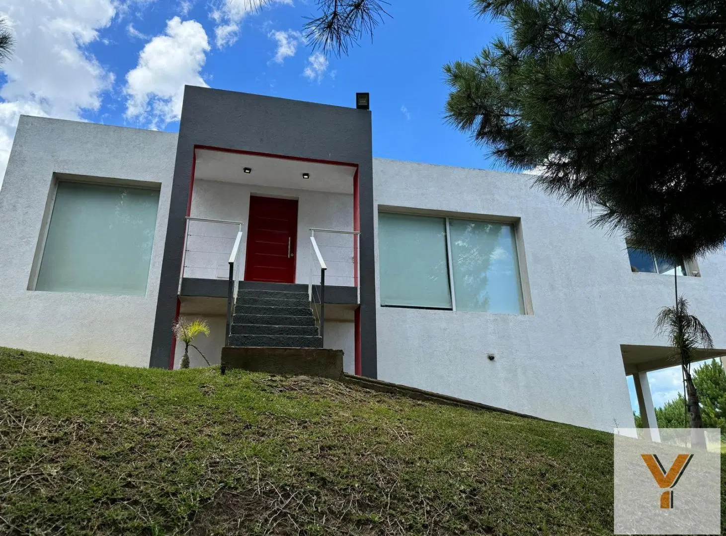 Casa en venta - 3 dormitorios 3 baños - 1.1000mts2 - Cochera - Costa Esmeralda, Pinamar 4