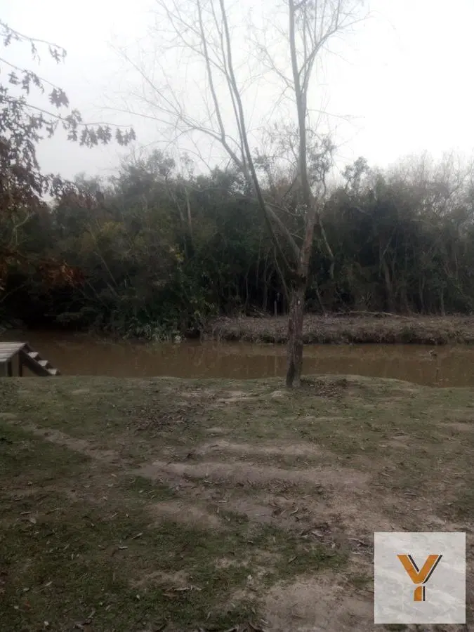 Casa en venta - 1 dormitorio 1 baño - 2000mts2 totales - Tigre 8
