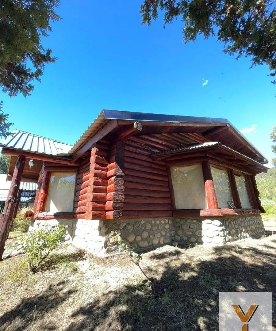 Casa en venta - 4 Dormitorios 3 Baños - Cochera - 21.788Mts2 - El Bolsón, Río Negro 4