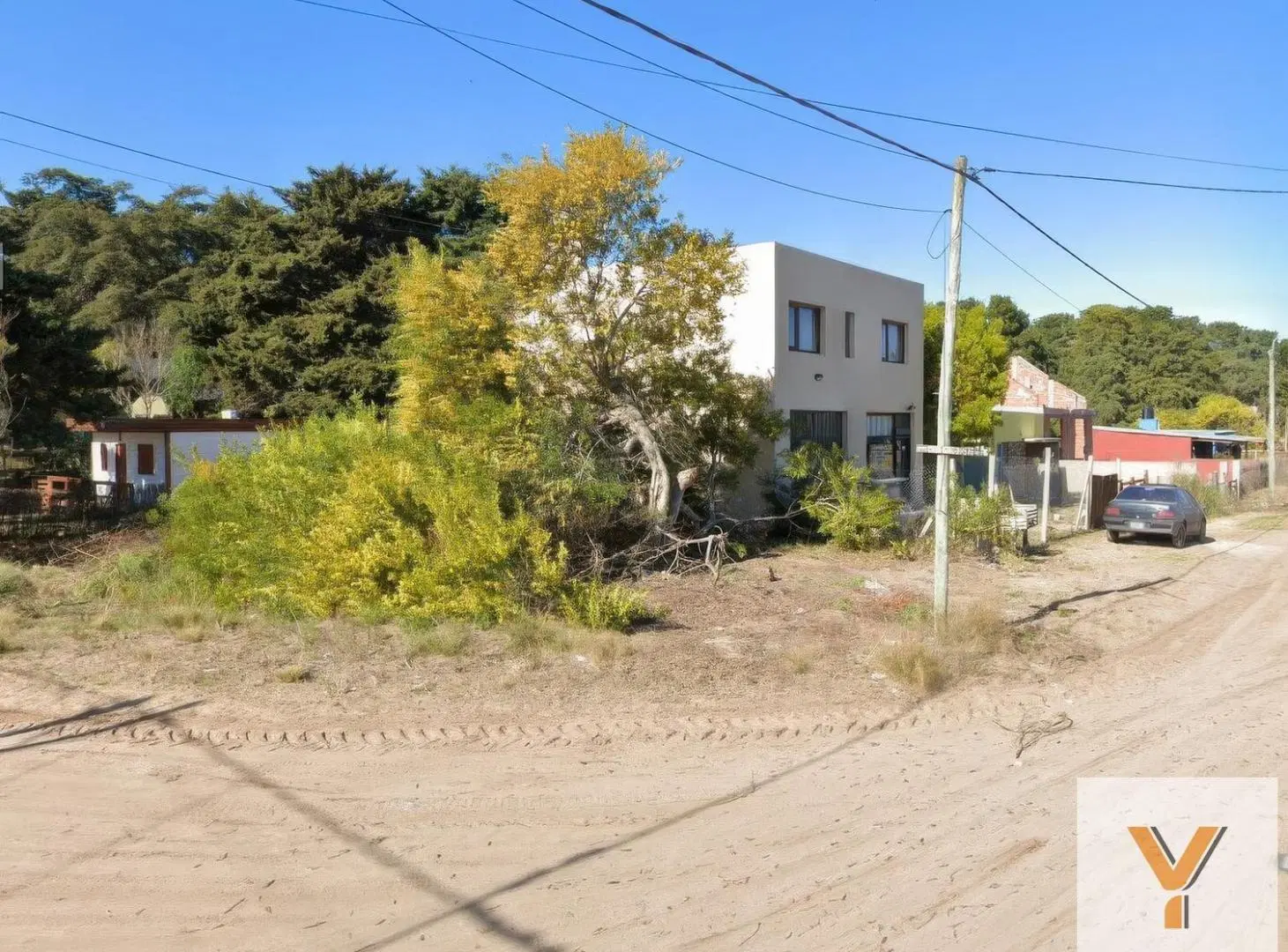 Casa en venta - 2 dormitorios 2 baños - 198mts2 - Mar Azul 2