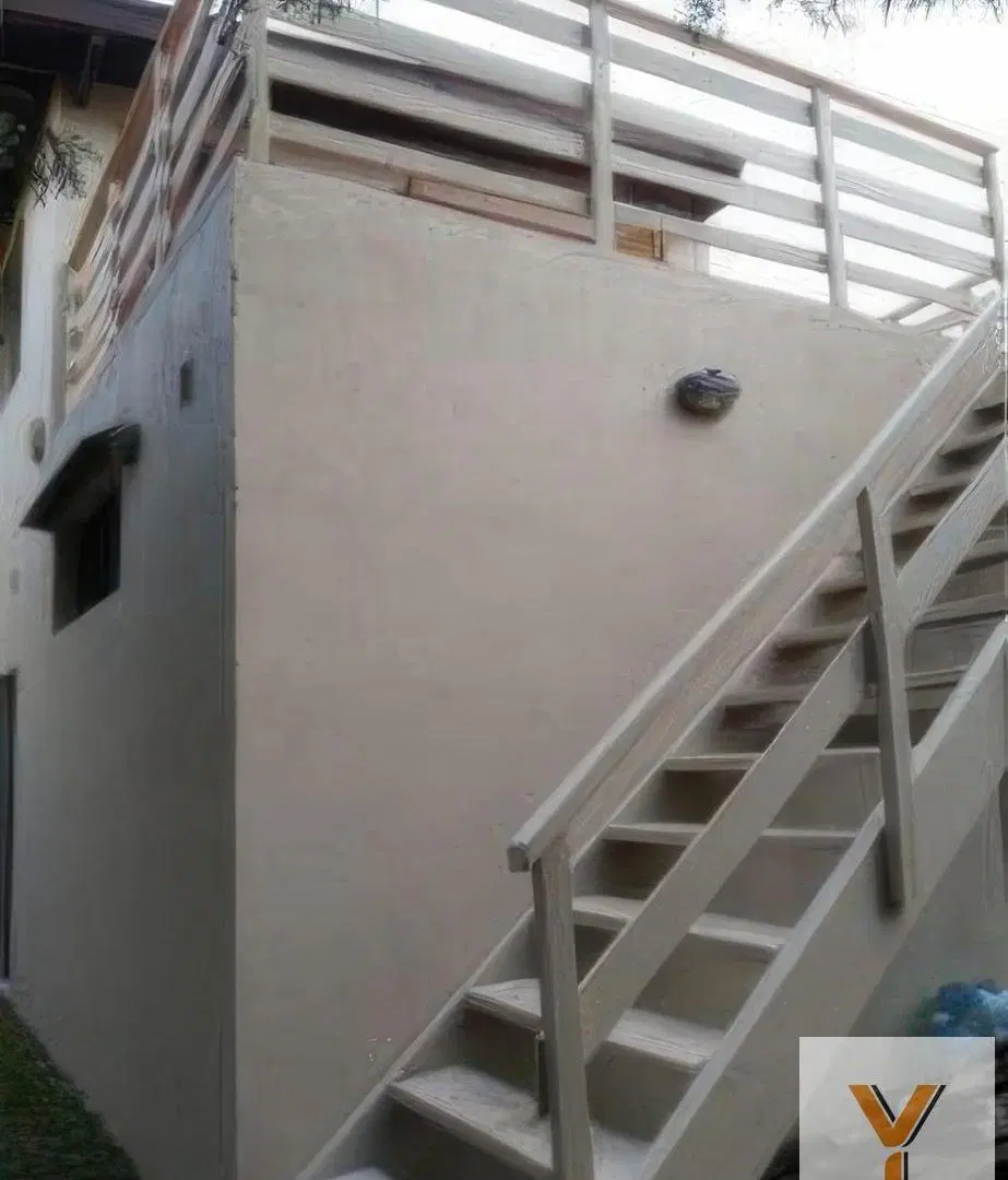 Casa en venta - 2 dormitorios 2 baños - 198mts2 - Mar Azul 8