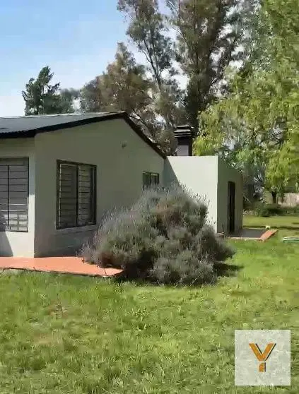 Casa en venta - 2 Dormitorios 1 Baño - Cochera - 560Mts2 - Cañuelas 4