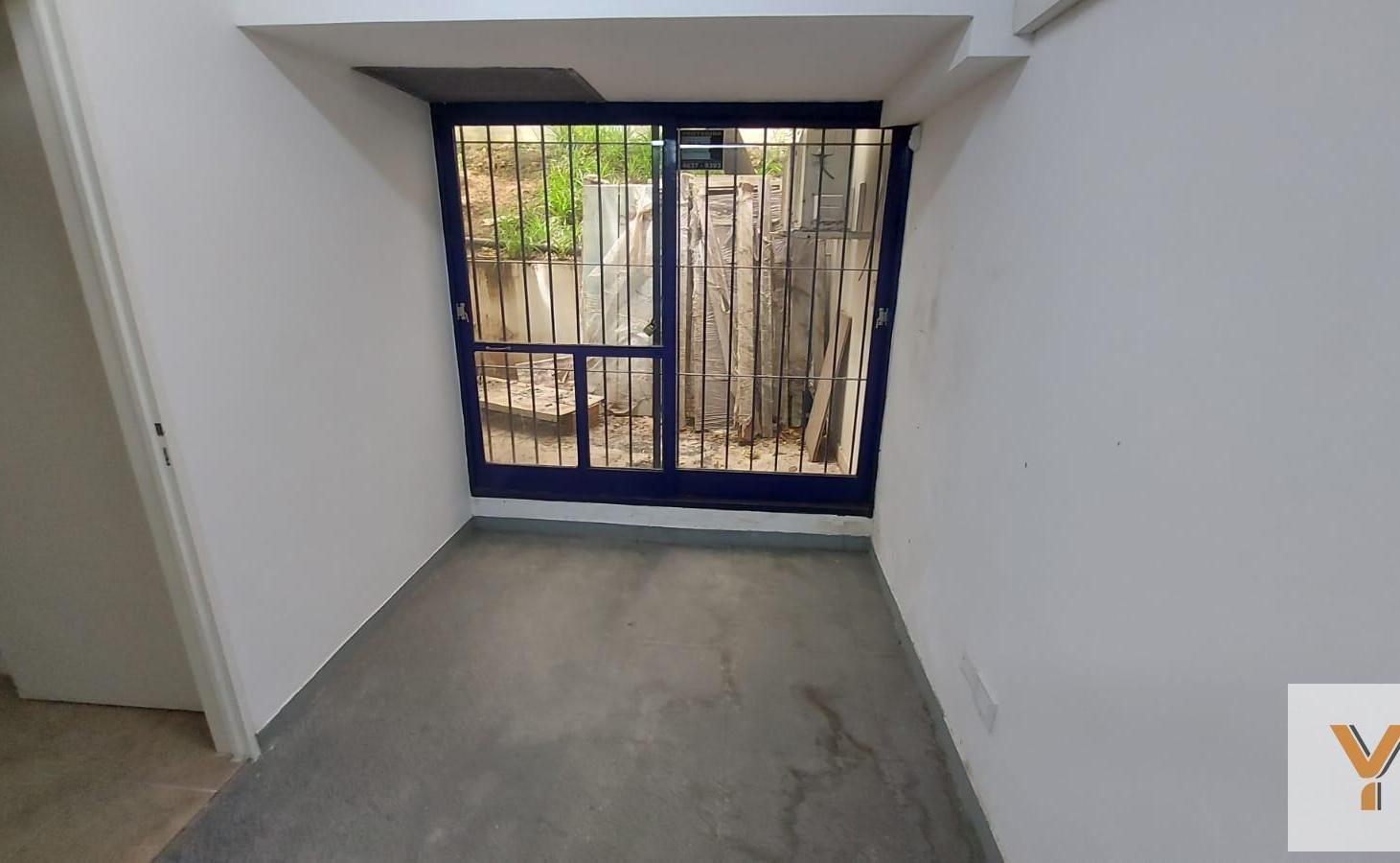 Foto de Local en alquiler - 2 Baños - 350mts2 - Centro, imagen 3