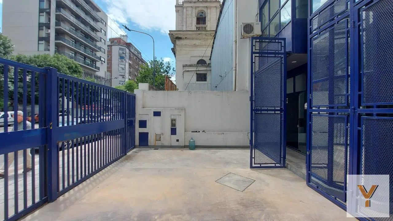 Local en alquiler - 2 Baños - 350mts2 - Centro 4
