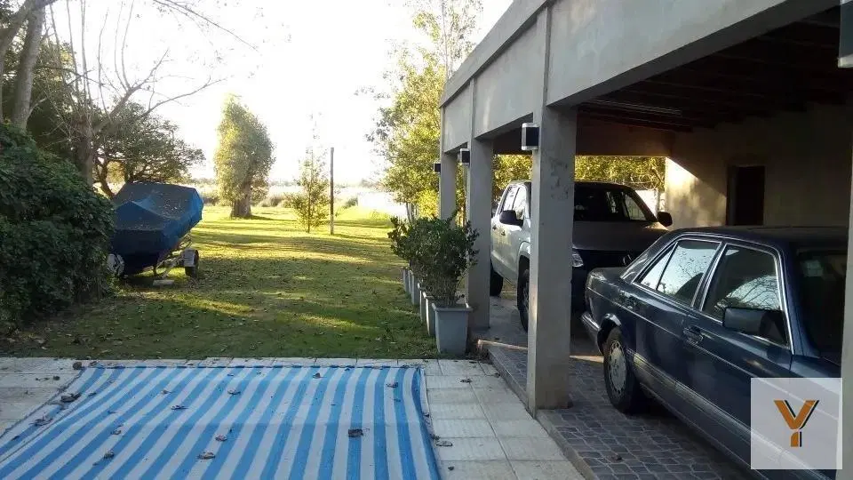 Casa venta - 3 dormitorios 2 baños - 128mts2 - Chascomús 2