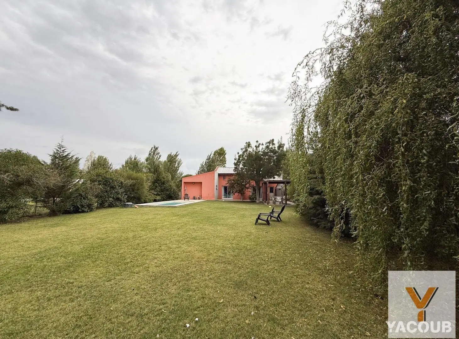Casa en venta - 3 Dormitorios 2 Baños - Barrio Cerrado Condominio Del Sol- Arana 3
