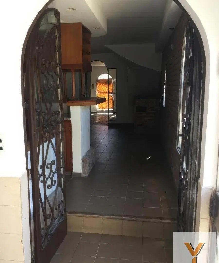 Triplex en venta - 3 dormitorios 2 baños 1 cochera - 137mts2 - La Plata 3