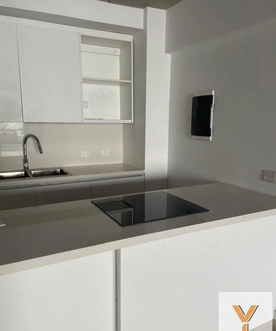 Departamento en Venta - 1 Dormitorio 2 Baños - 79mts - Coghlan 2