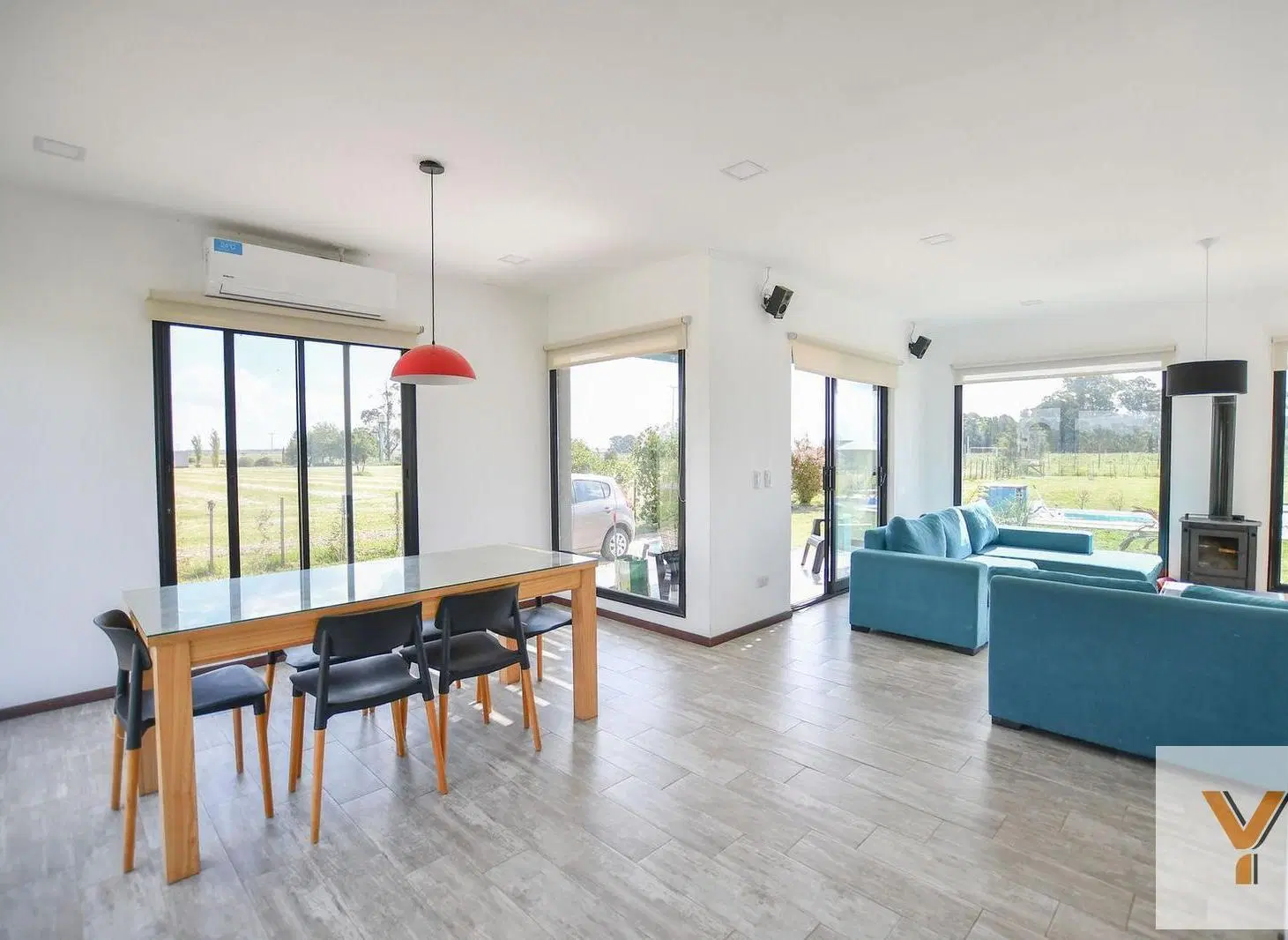 Casa en venta - 4 dormitorios 3 baños - Cochera - 1.750mts2 - Club de Campo El Mirador 3