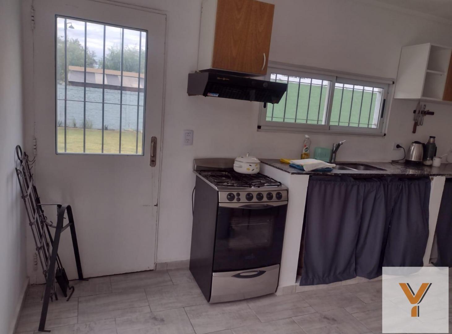 Foto de Casa en venta - 2 Dormitorios 2 Baños - Moreno, imagen 4